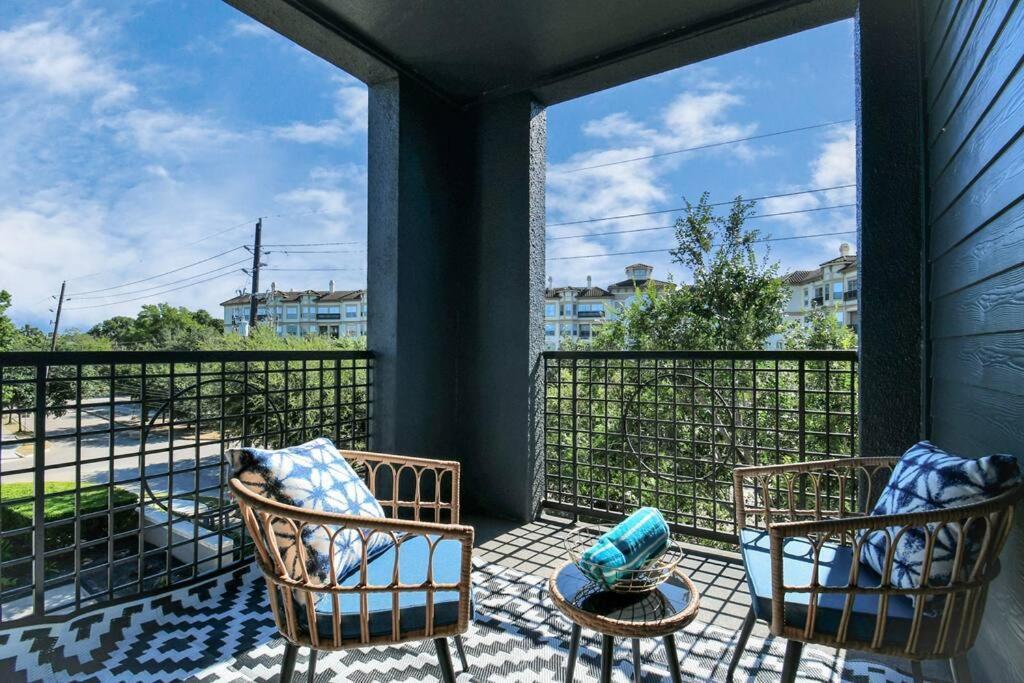شقة Chic Retreat-Walk To Nrg-Pool هيوستن المظهر الخارجي الصورة